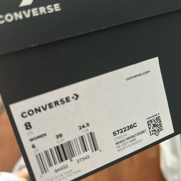 Converse CTAS high tops - Picture 2 of 7